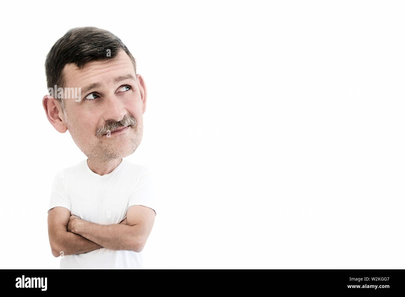 Portrait of a Young man with big head looking up Banque D'Images