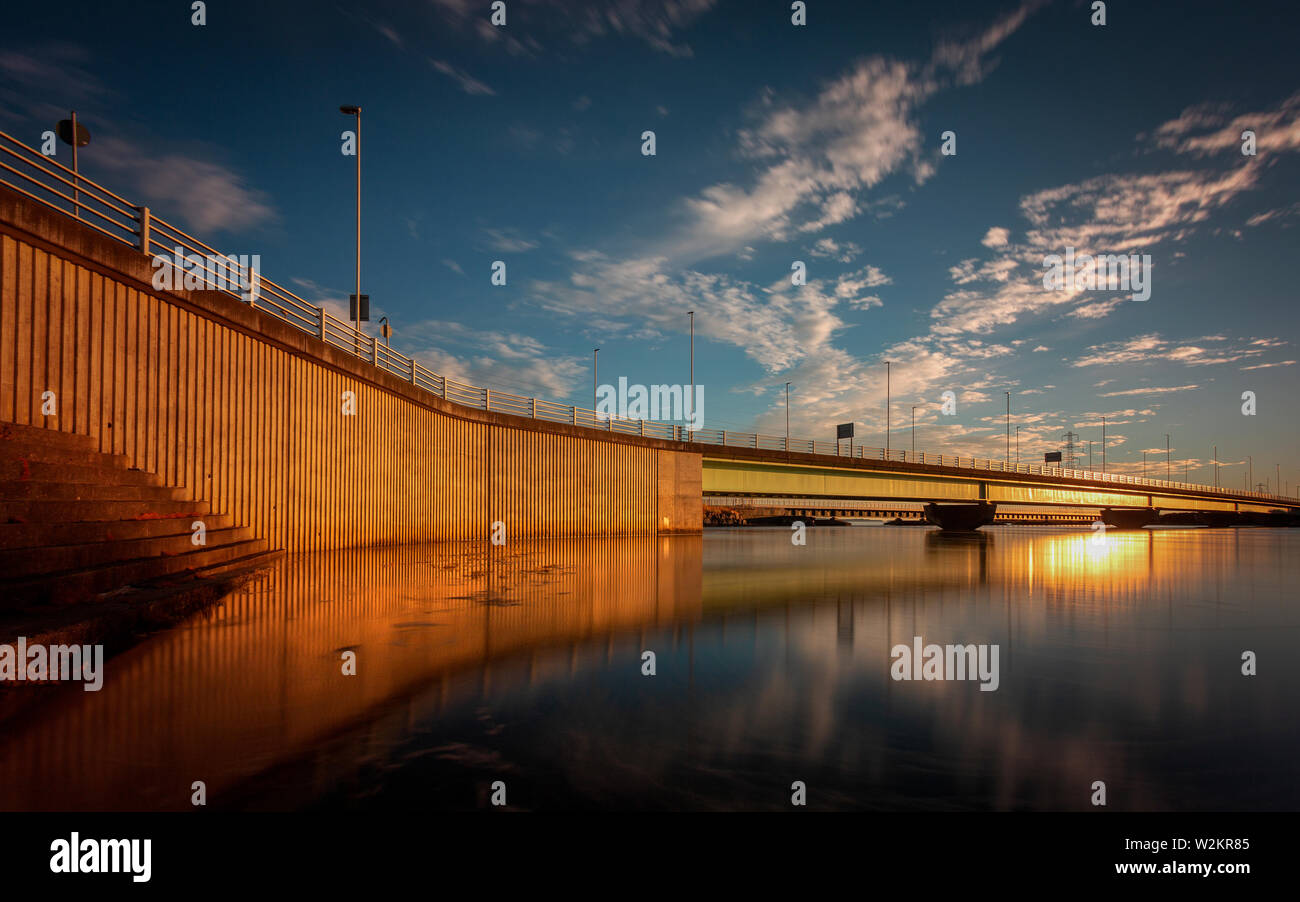 L'estuaire de Loughor road bridge Banque D'Images