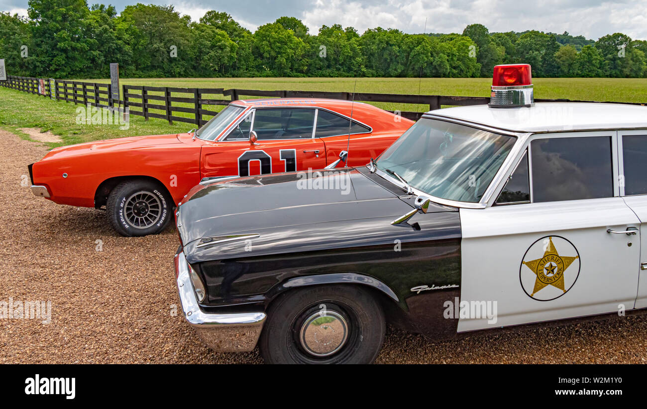 Vieux classique voiture de police à Leipers fork dans le Tennessee - LEIPERS FORK, USA - Le 18 juin 2019 Banque D'Images