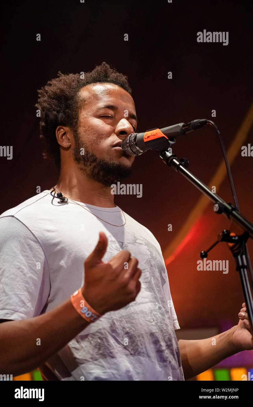 Bergen, Norvège - Juin 12th, 2019. Le chanteur, musicien et auteur-compositeur de l'argile prudente effectue un concert live au cours de la fête de la musique 2019 Bergenfest norvégien de Bergen. (Photo crédit : Gonzales Photo - Jarle H. MEO). Banque D'Images