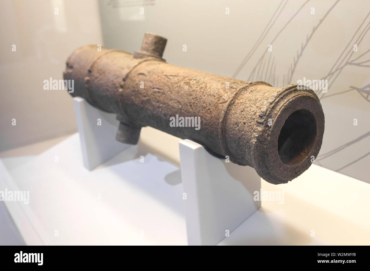 Cartagena, Espagne - Septembre 14th, 2018 : 18e espagnol canon mortier appartenait à Infanta Mercedes navire coulé. Musée ARQUÀ, Espagne Banque D'Images