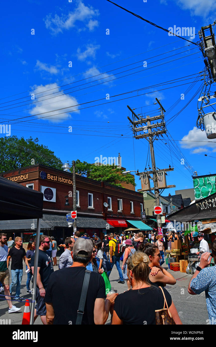 Scène de la zone piétonne de la Kensington Market salon de Toronto, Canada Banque D'Images