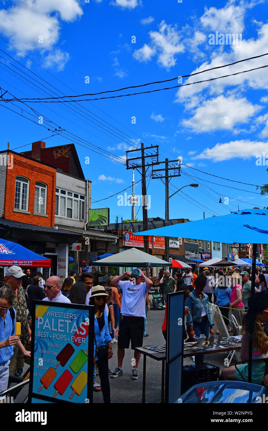 Scène de la zone piétonne de la Kensington Market salon de Toronto, Canada Banque D'Images