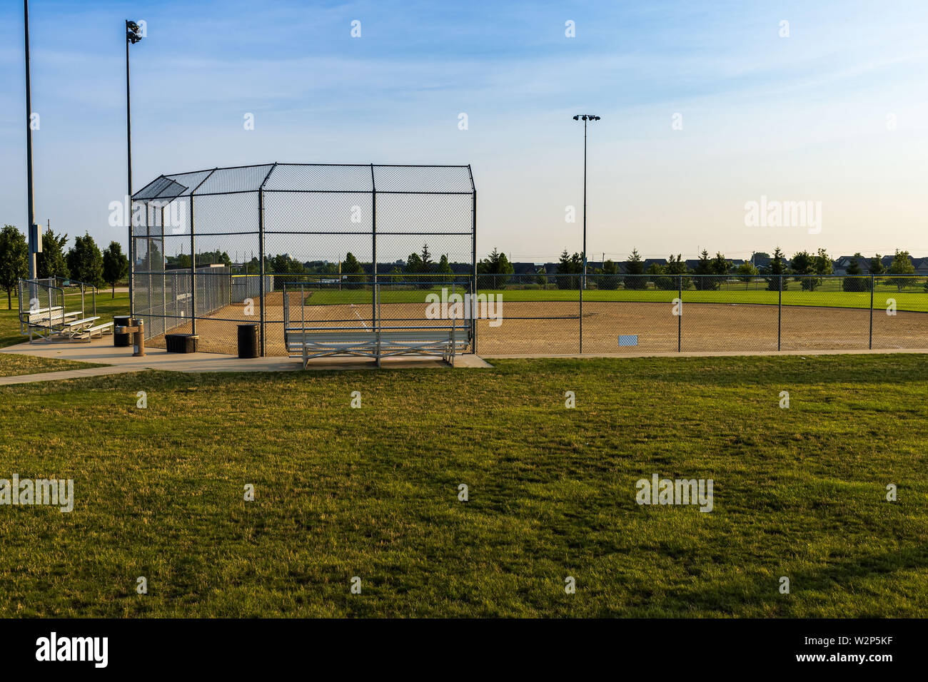 Un terrain de baseball à l'aube de l'attente jeux jours Banque D'Images