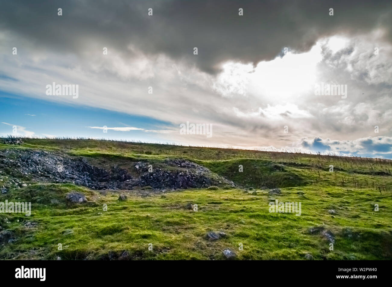 Des terrils sur le site de la mine de danger, une ancienne mine de plomb et très réussie sur Castleton Moor. Banque D'Images