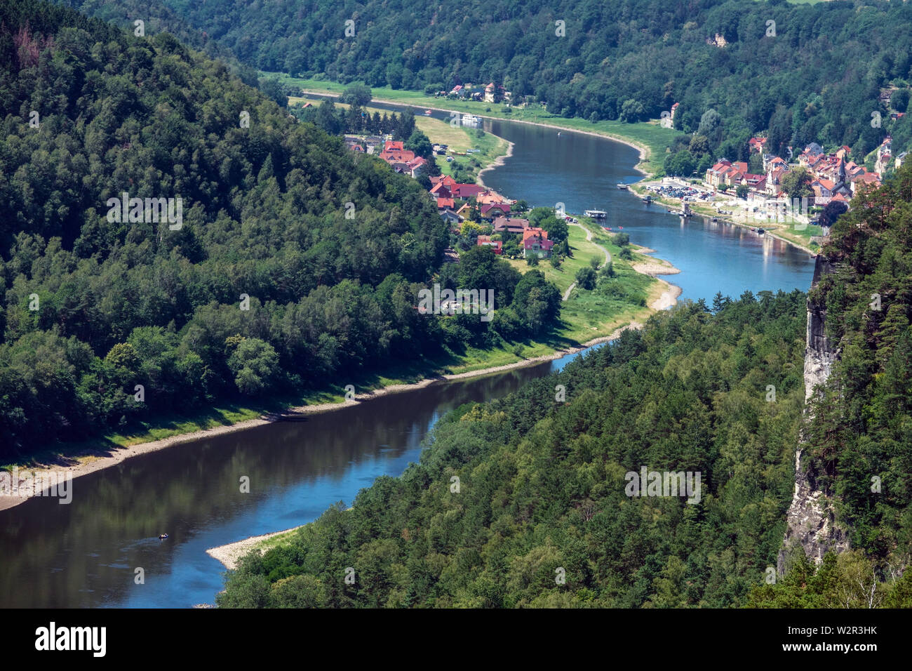 Vallée de l'Elbe Allemagne campagne fluviale, Rivière de l'Elbe Saxe Europe Banque D'Images