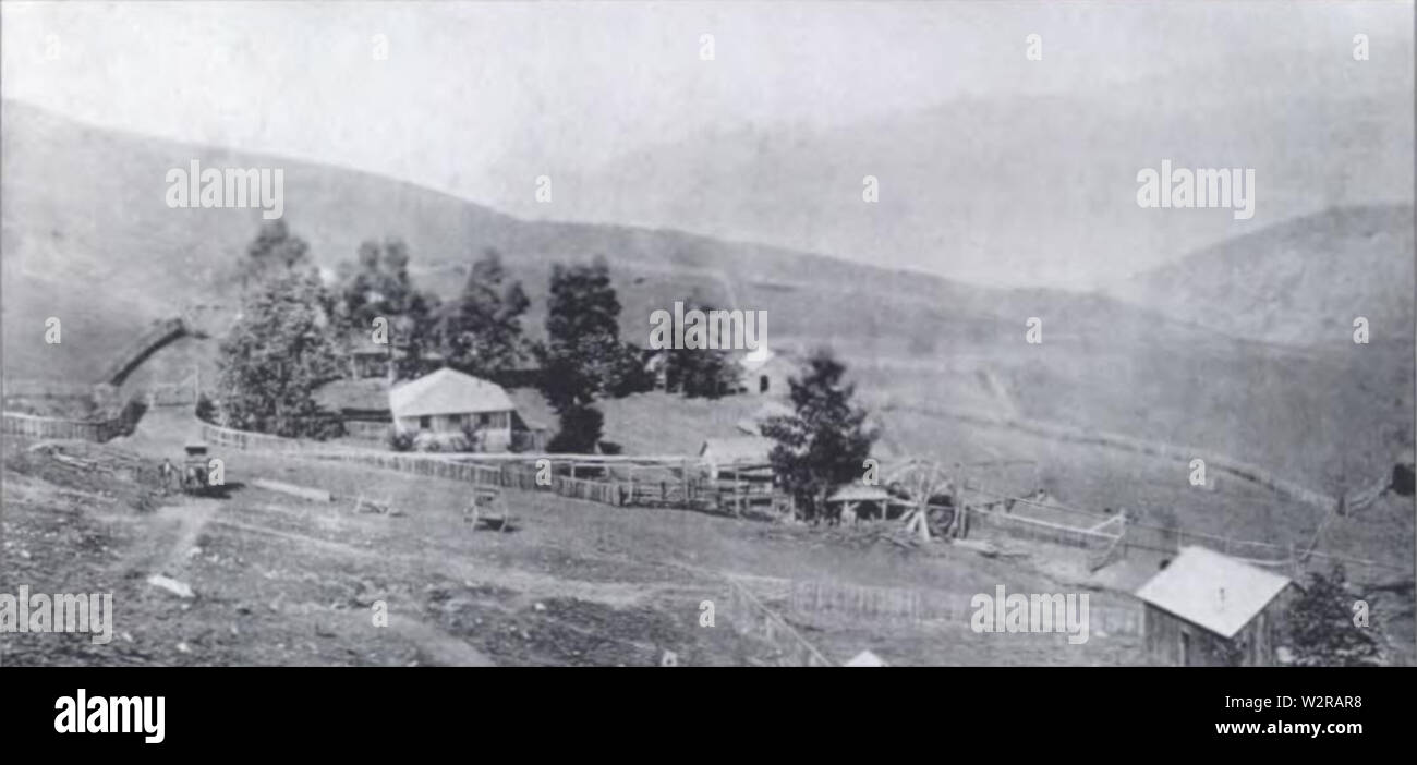 Le Brésil Ranch sur Serra Hill au sud de Bixby Creek sur la côte de Big Sur vers 1880 ou 1890. Appartenant à Antonio et Mary le Brésil, ils ont eu six enfants. Antonio est né dans le ranch de John et Florence Swetnam Pfeiffer, mariés et leur petite-fille Marie Pfeiffer le 22 juillet 1929. Ils ont acheté le ranch du Brésil et l'a dirigé pendant près d'un siècle. La propriété était à l'origine installés dans les années 1870 par l'Emploi et de la santé des eaux de Serena. Banque D'Images