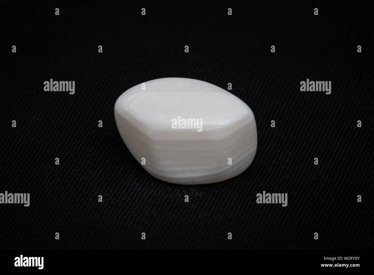 Nacre de perle de nacre, la texture de la couche de pierre gemme blanc Banque D'Images
