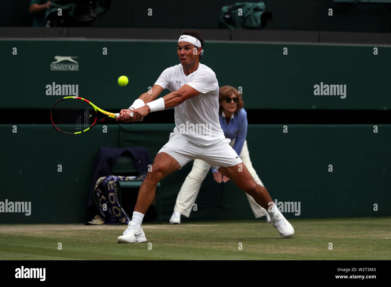 Wimbledon, Royaume-Uni. 10 juillet, 2019. Rafael Nadal lors de son quart de finale match contre Sam Querrey des États-Unis à Wimbledon aujourd'hui. Nadal a gagné en 5 sets à l'avance pour les demi-finales où il affrontera Roger Federer Crédit : Adam Stoltman/Alamy Live News Banque D'Images