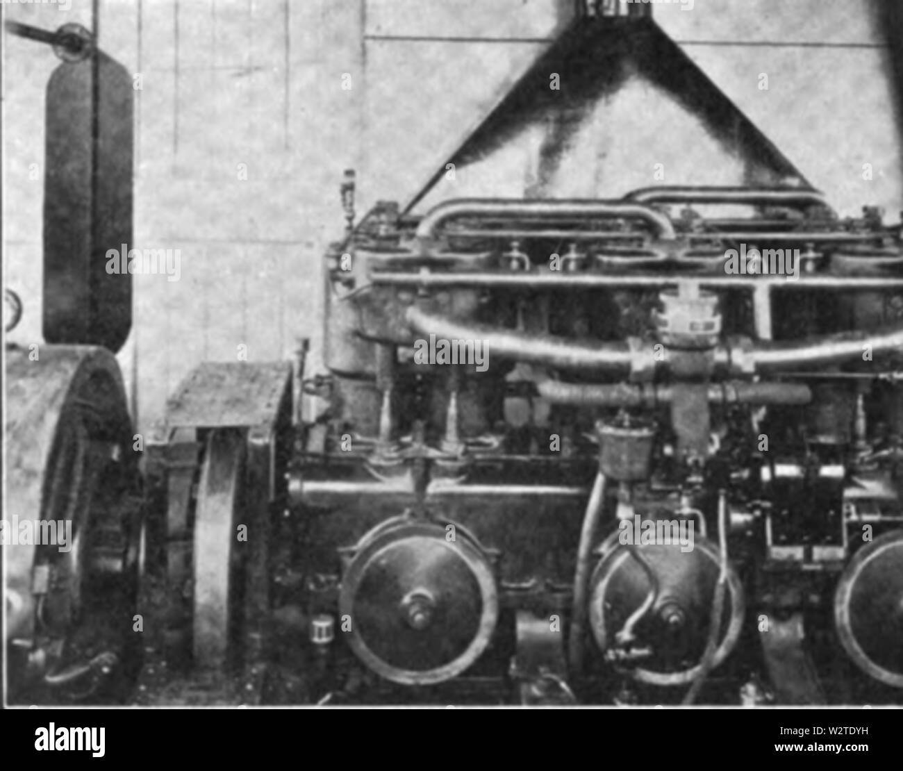 Moteur compact Banque d'images noir et blanc - Alamy