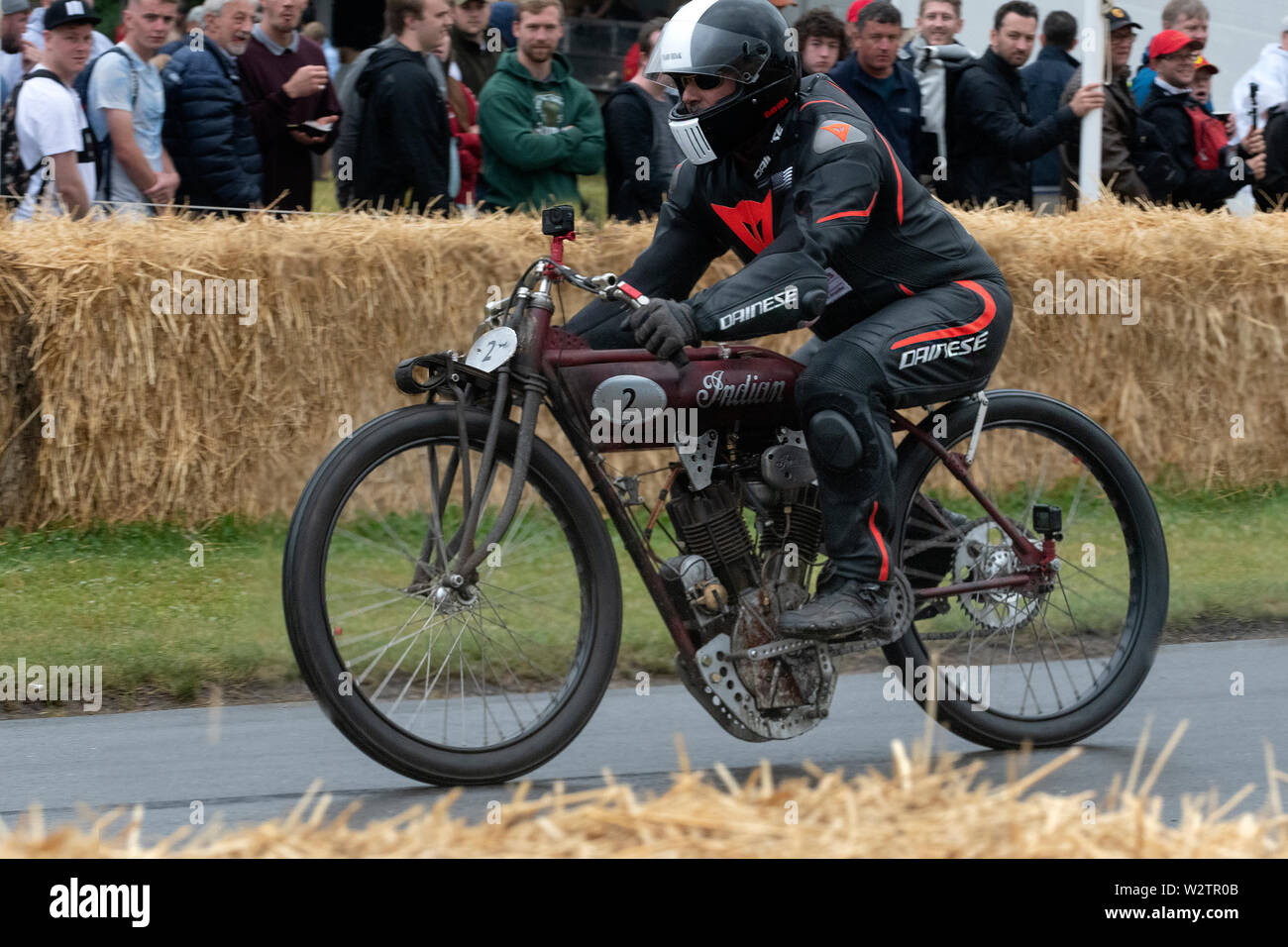 Goodwood Festival of Speed 2019 du Grand Prix d'avant-guerre tosome machines spéciales très anciens combattants y compris motos mis à l'épreuve sur la 1.16 Banque D'Images