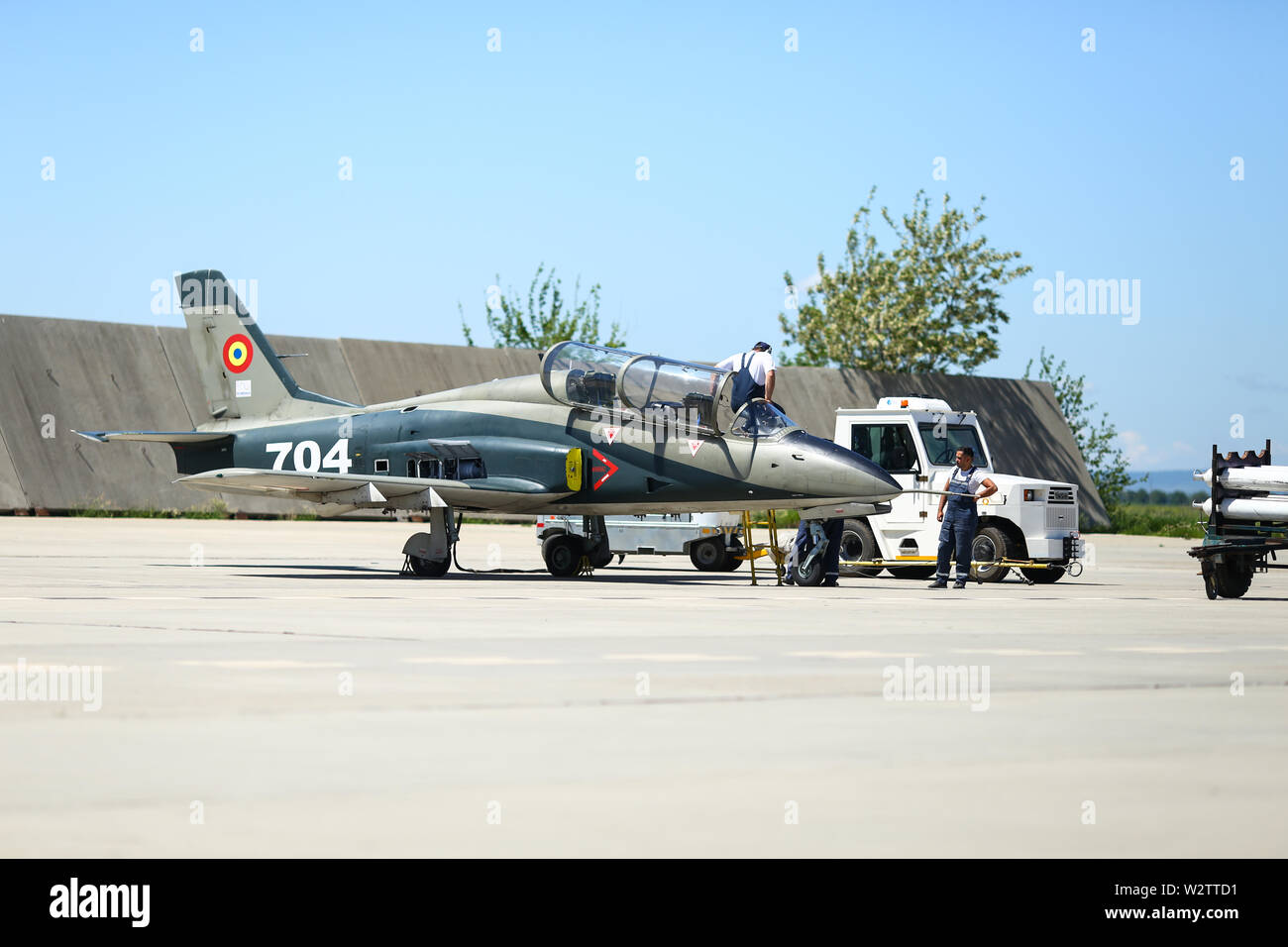 Boboc, Roumanie - 22 mai 2019 : Mécanique assister à l'IAR 99 Soim (Hawk) Entraînement avancé et d'attaque légère, l'avion utilisé comme avion d'entraînement de l'air roumaine Banque D'Images