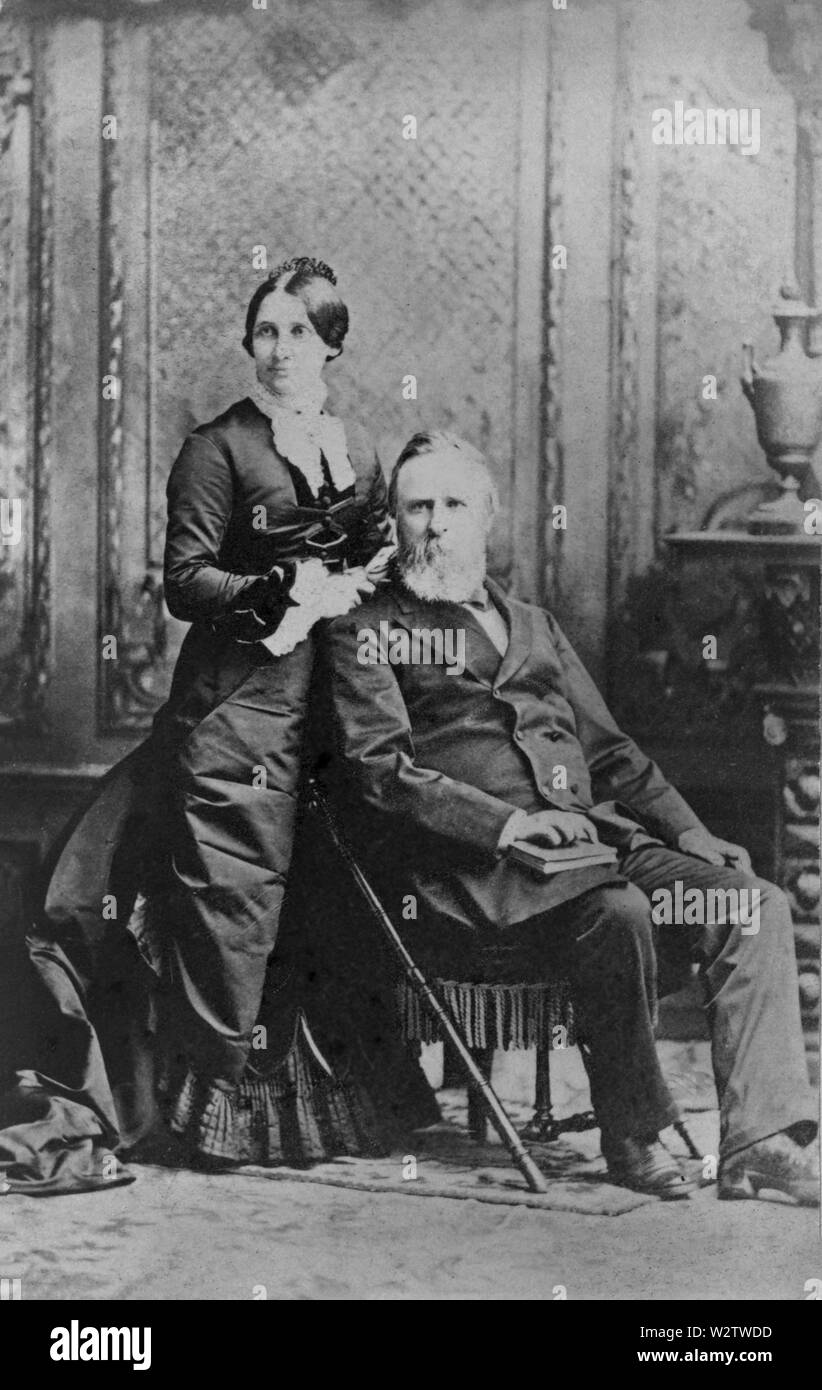 Rutherford B. Hayes (1822-93), 19e président des États-Unis, 1877-81 et sa femme Lucy Webb Hayes (1831-89), carte de visite, années 1870 Banque D'Images