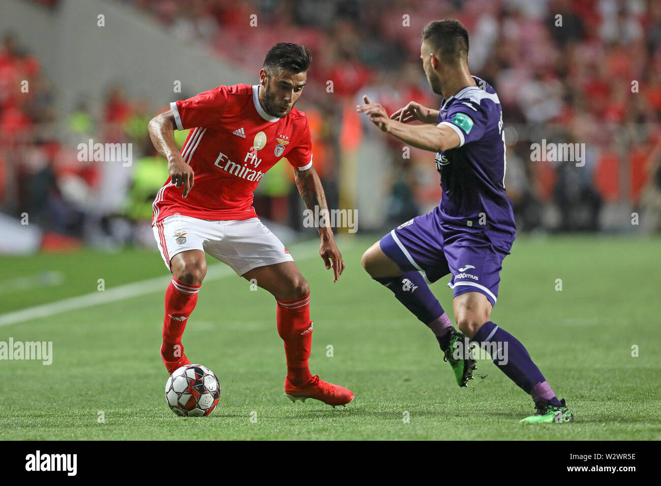 Lisbonne, Portugal. 10 juillet, 2019. Toto Salvio de SL Benfica en action au cours de la match de football d'avant saison 2019/2020 entre SL Benfica vs Royal Sporting Club Anderlecht. (Score final : SL Benfica 1 - 2 Royal Sporting Club Anderlecht) Credit : SOPA/Alamy Images Limited Live News Banque D'Images