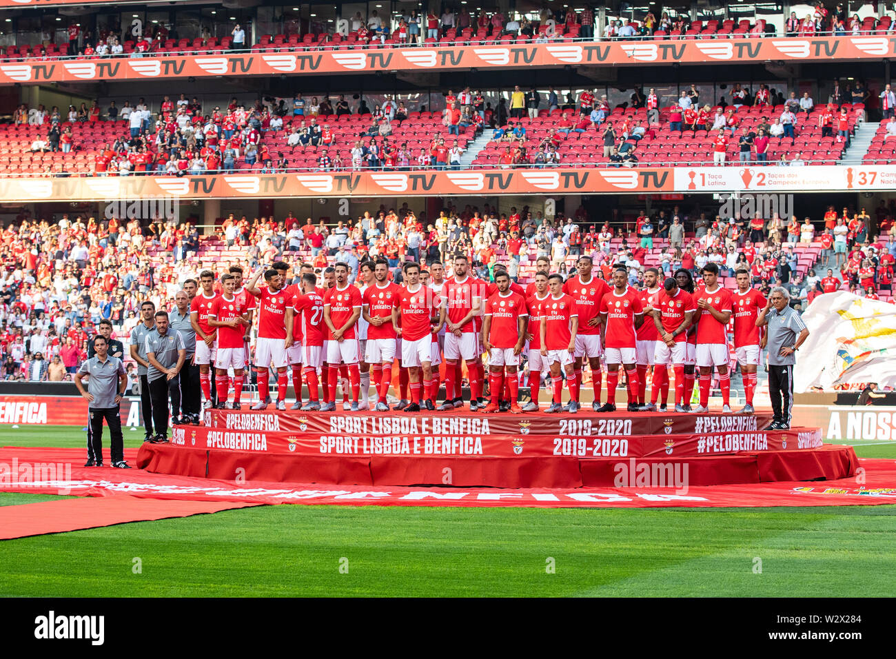 Lisbonne, Portugal. 10 juillet, 2019. SL Benfica joueurs avant le match de football d'avant saison 2019/2020 entre SL Benfica vs Royal Sporting Club Anderlecht.(score final : SL Benfica 1 - 2 Royal Sporting Club Anderlecht) Credit : SOPA/Alamy Images Limited Live News Banque D'Images