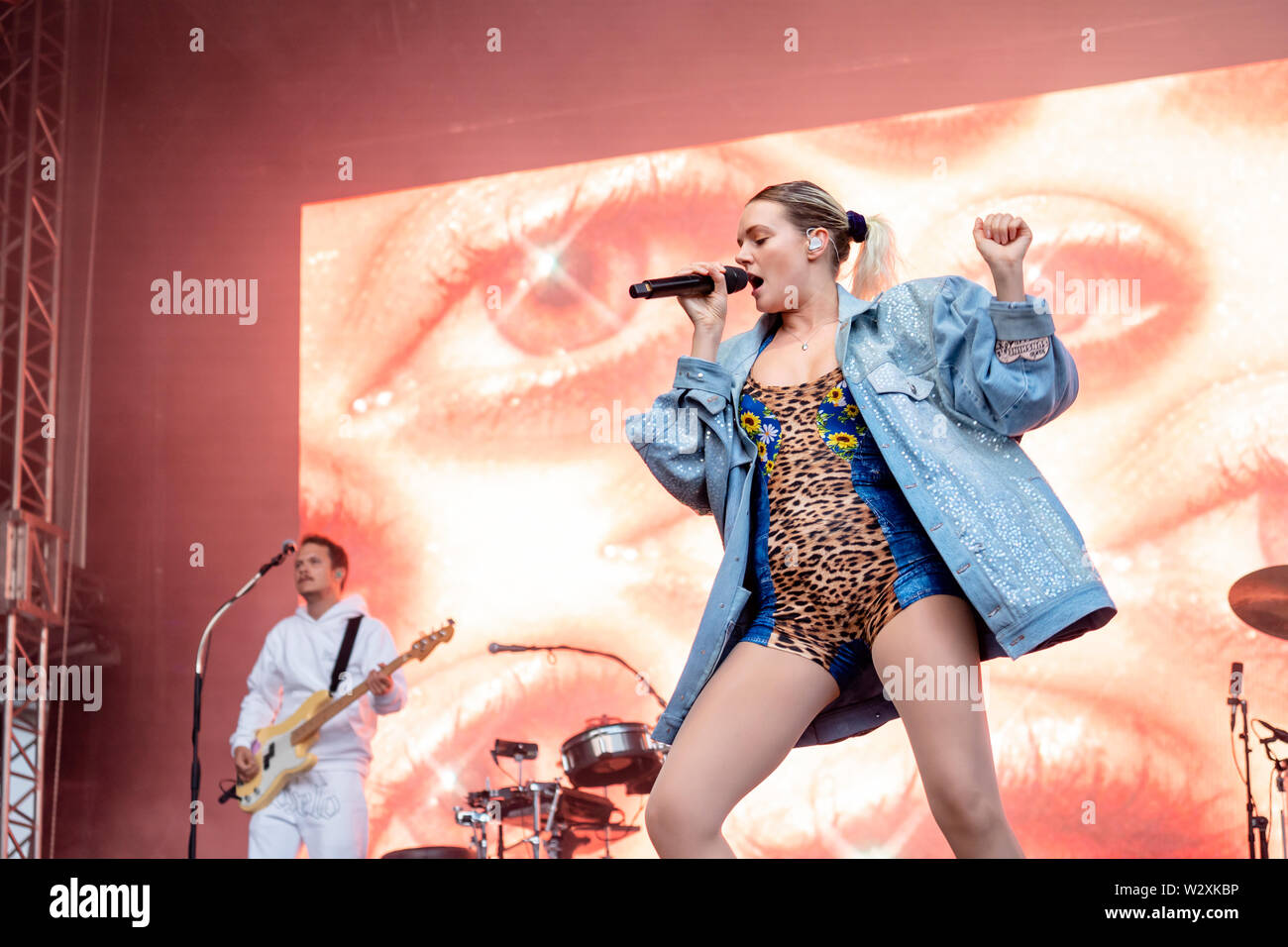 Bergen, Norvège - Juin 14th, 2019. Le chanteur et compositeur suédois Tove Lo effectue un concert live au cours de la fête de la musique 2019 Bergenfest norvégien de Bergen. (Photo crédit : Gonzales Photo - Jarle H. MEO). Banque D'Images