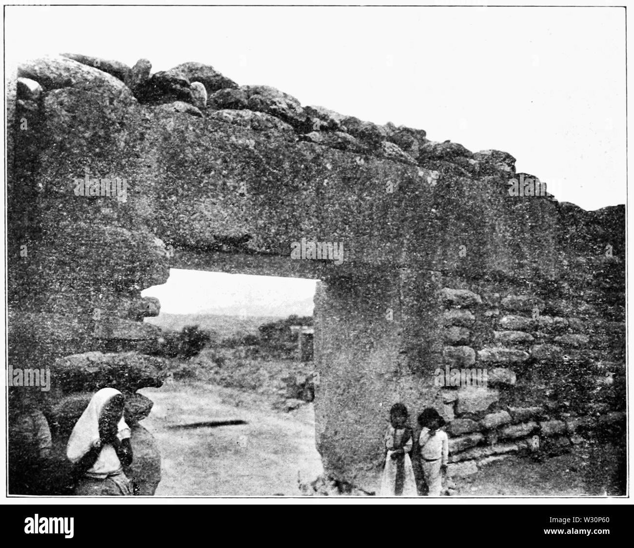 PSM V73 D404 d'énormes ouvertures sur linteaux de pierre Banque D'Images