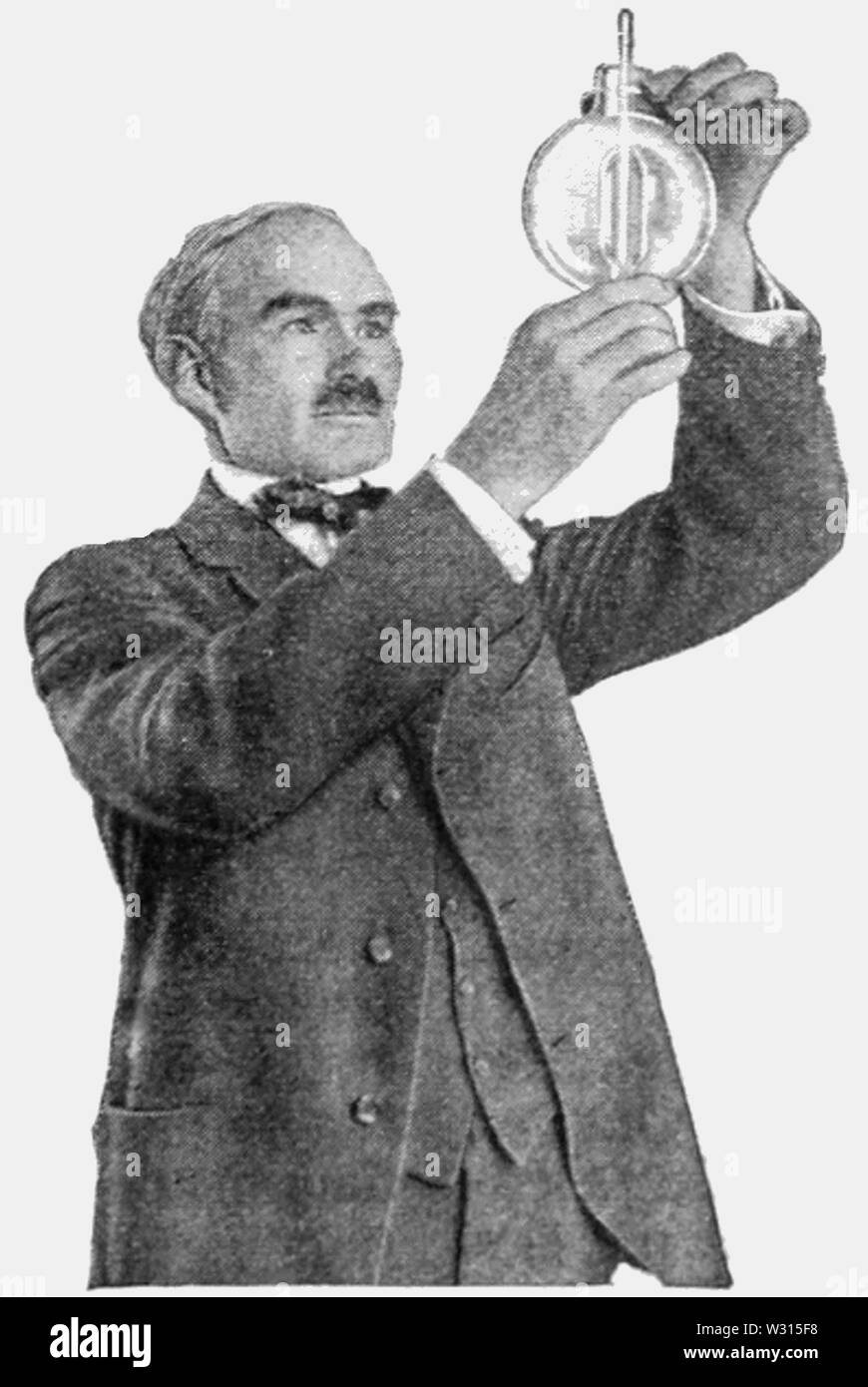 PSM V88 D099 tube à vide électronique oscillant Banque D'Images