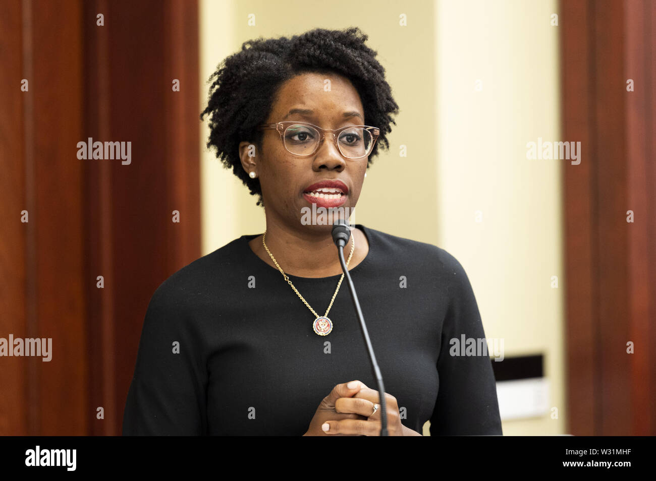 Washington, D.C., USA. 11 juillet, 2019. Représentant des États-Unis LAUREN UNDERWOOD (D-IL) parlant à la Black Caucus Santé Maternelle au sommet des intervenants le Capitole à Washington, DC Le 11 juillet 2019. Crédit : Michael Brochstein/ZUMA/Alamy Fil Live News Banque D'Images