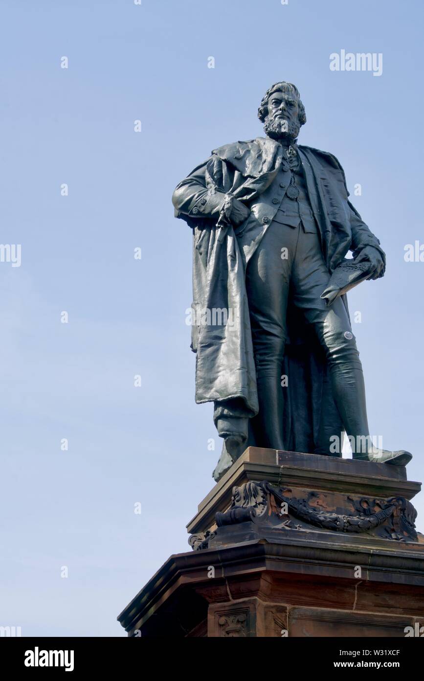 Statue de William Chambers à Édimbourg Banque D'Images