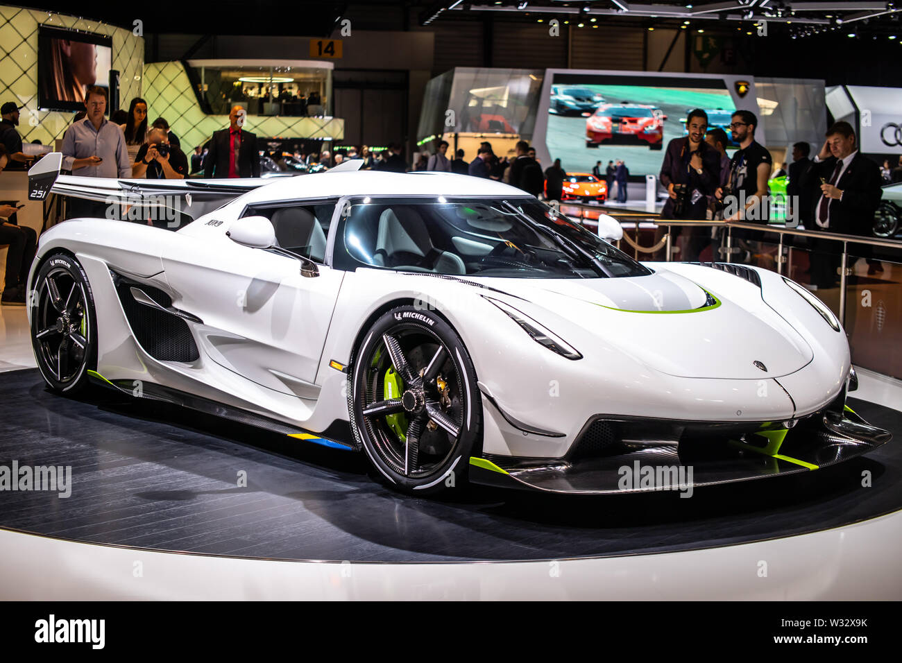 Genève, Suisse, mars 2019 blanc 1965 Jesko métalliques au Salon International de l'automobile, voiture de sport construite par Koenigsegg Automotive AB Banque D'Images