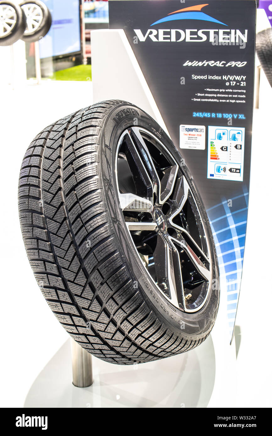Genève, mars 2019 Vredestein été, hiver, toutes saisons pneu, jante en aluminium avec des pneus tubeless, Genève International Motor Show, produit par Vredestein Banque D'Images