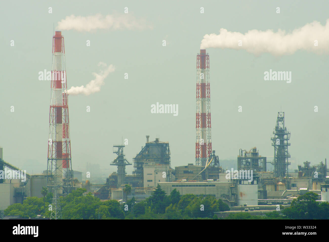 Cheminée d’usine Banque D'Images