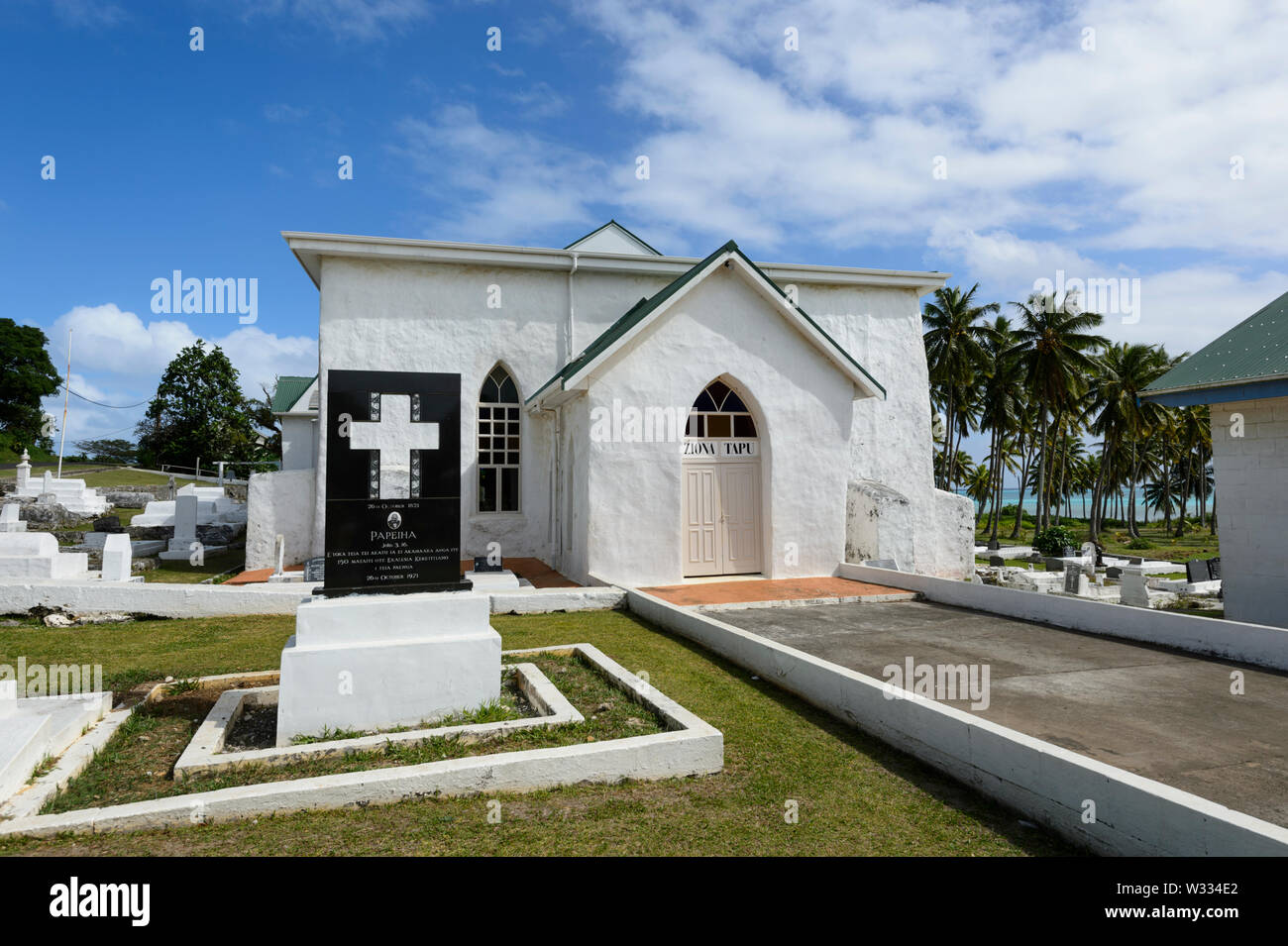 Église chrétienne blanche Arutanga Aitutaki, Îles Cook, Polynésie Française Banque D'Images