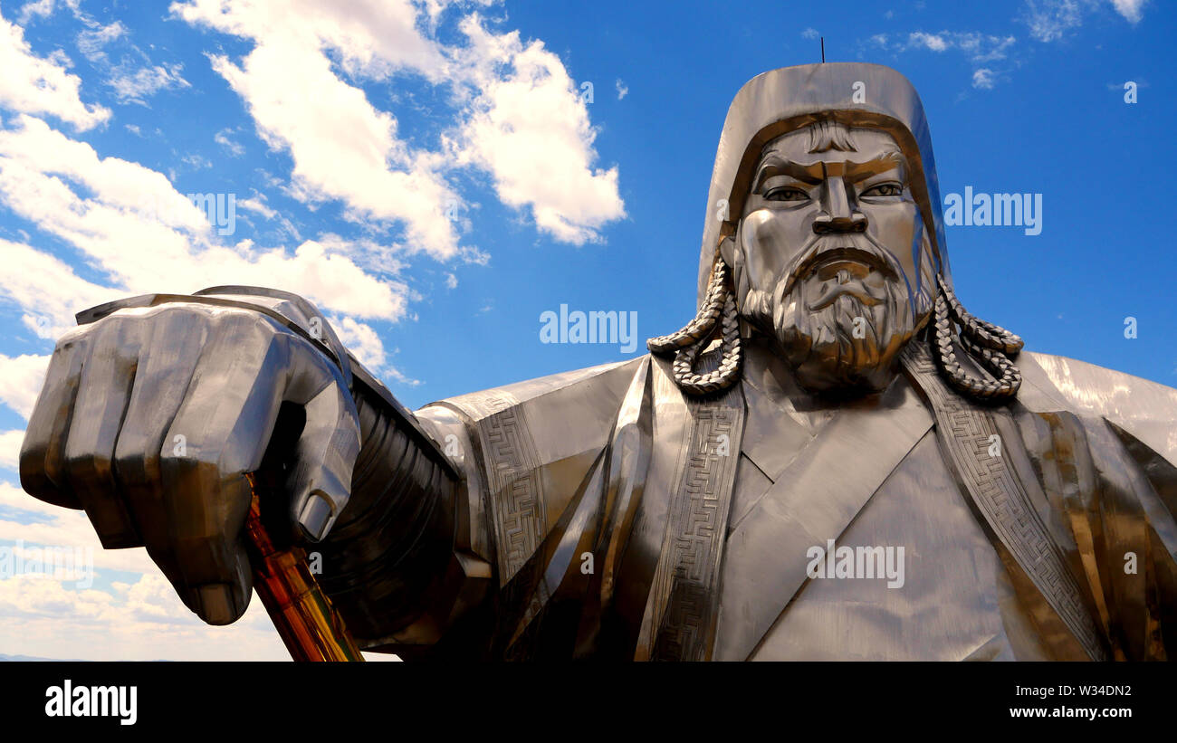 Gengis Khan statue équestre en dehors de Oulan-Bator, Mongolie Banque D'Images