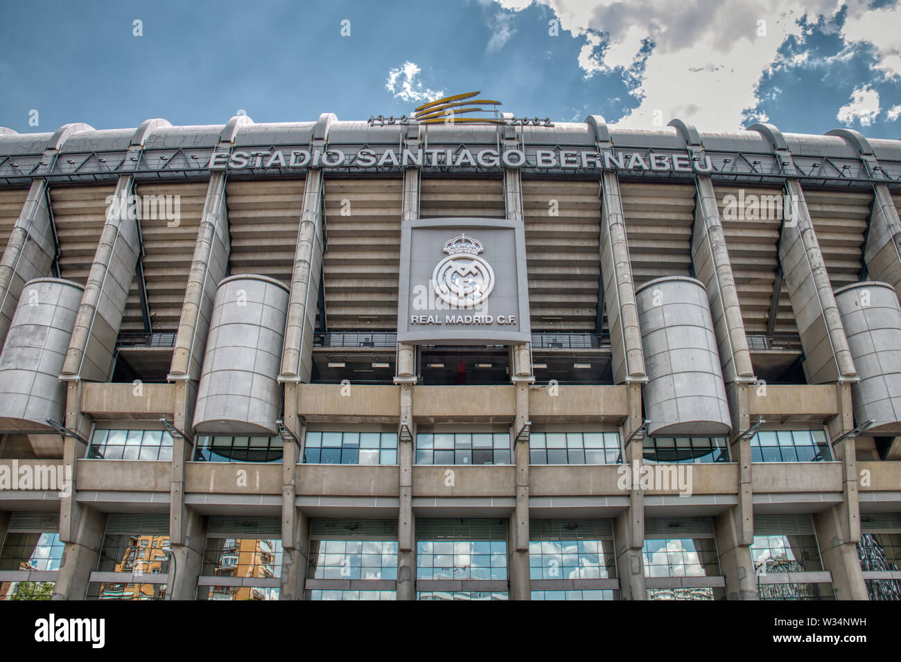 Madrid, Espagne - 21 juin 2019 : le stade Santiago Bernabeu est où la célèbre équipe de football du Real Madrid joue Banque D'Images