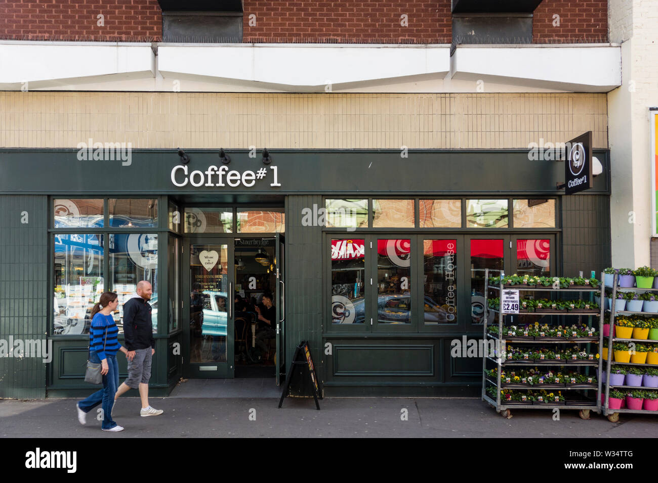 # 1 Café, direction générale, Stourbridge West Midlands, Royaume-Uni Banque D'Images