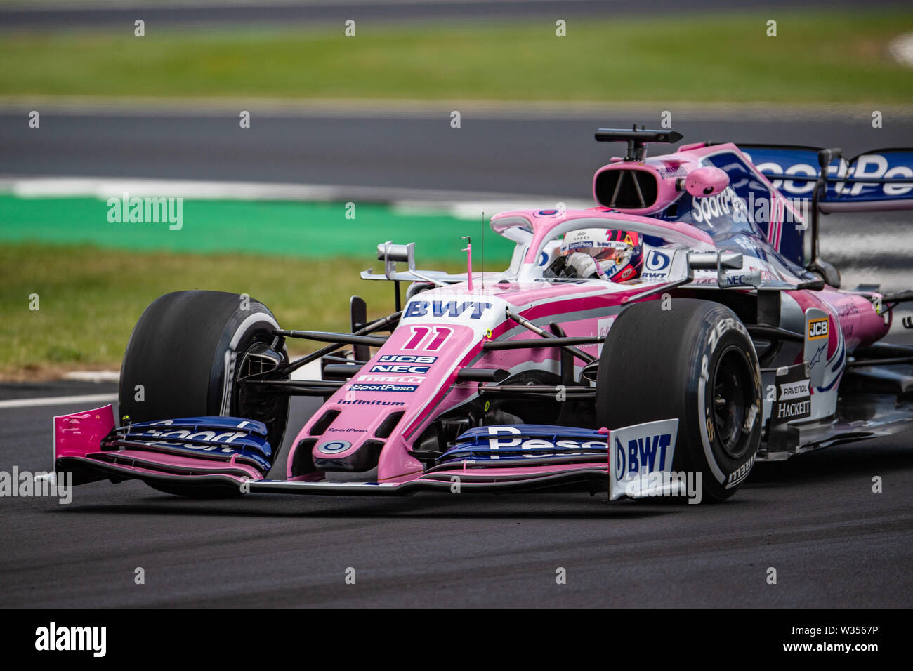 TOWCESTER, Royaume-Uni. 7Th Jul 2019. Sergio Perez de point de Course en pratique session 2 au cours de la Formule 1 Grand Prix de Grande-Bretagne 2019 Rolex au circuit de Silverstone le vendredi, Juillet 12, 2019 en Angleterre, de TOWCESTER. Credit : Taka G Wu/Alamy Live News Banque D'Images