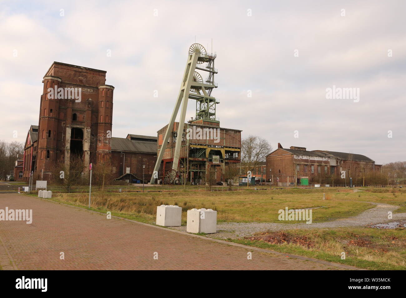 Blick auf das stillgelegte Steinkohle-Bergwerk Zeche Ewald dans Bayern, Deutschland Banque D'Images