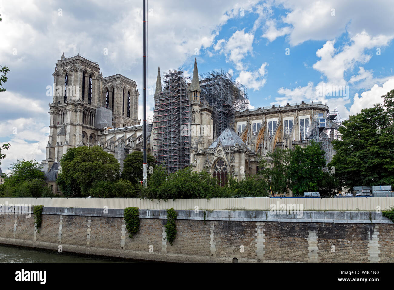 Notre Dame de Paris : le renforcement de la arcs-boutants après l'incendie Banque D'Images