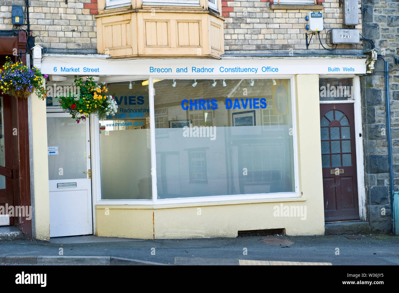 Bureau de circonscription de Brecon Radnor & MP Chris Davies dans le centre de Builth Wells Powys Pays de Galles UK Banque D'Images
