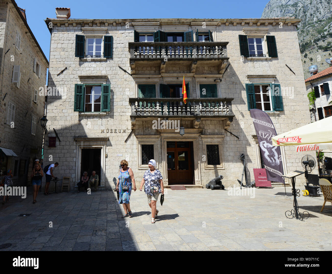 Palais De Kotor Banque d'image et photos - Alamy