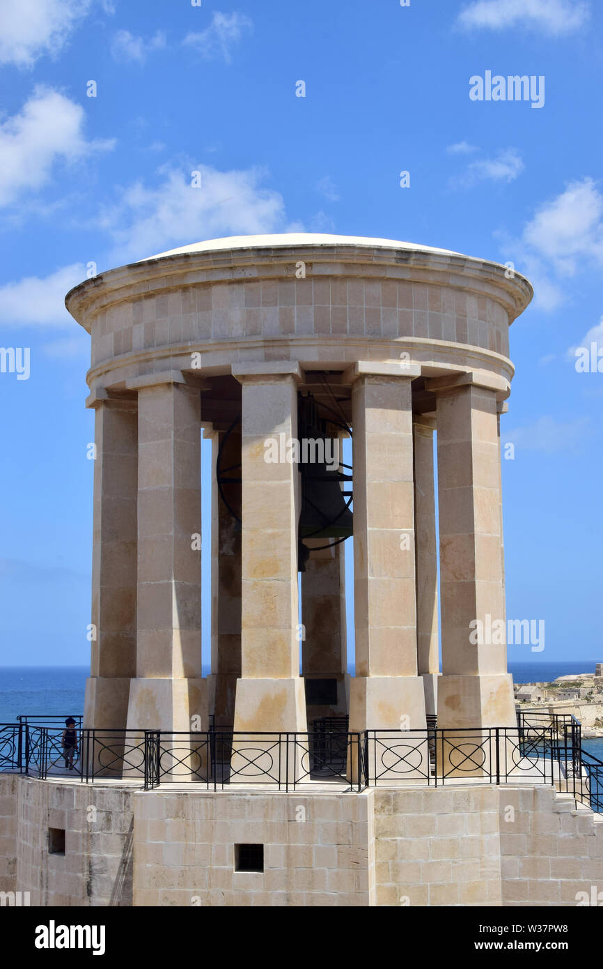 Bell siège War Memorial, La Valette, Malte, Europe Banque D'Images