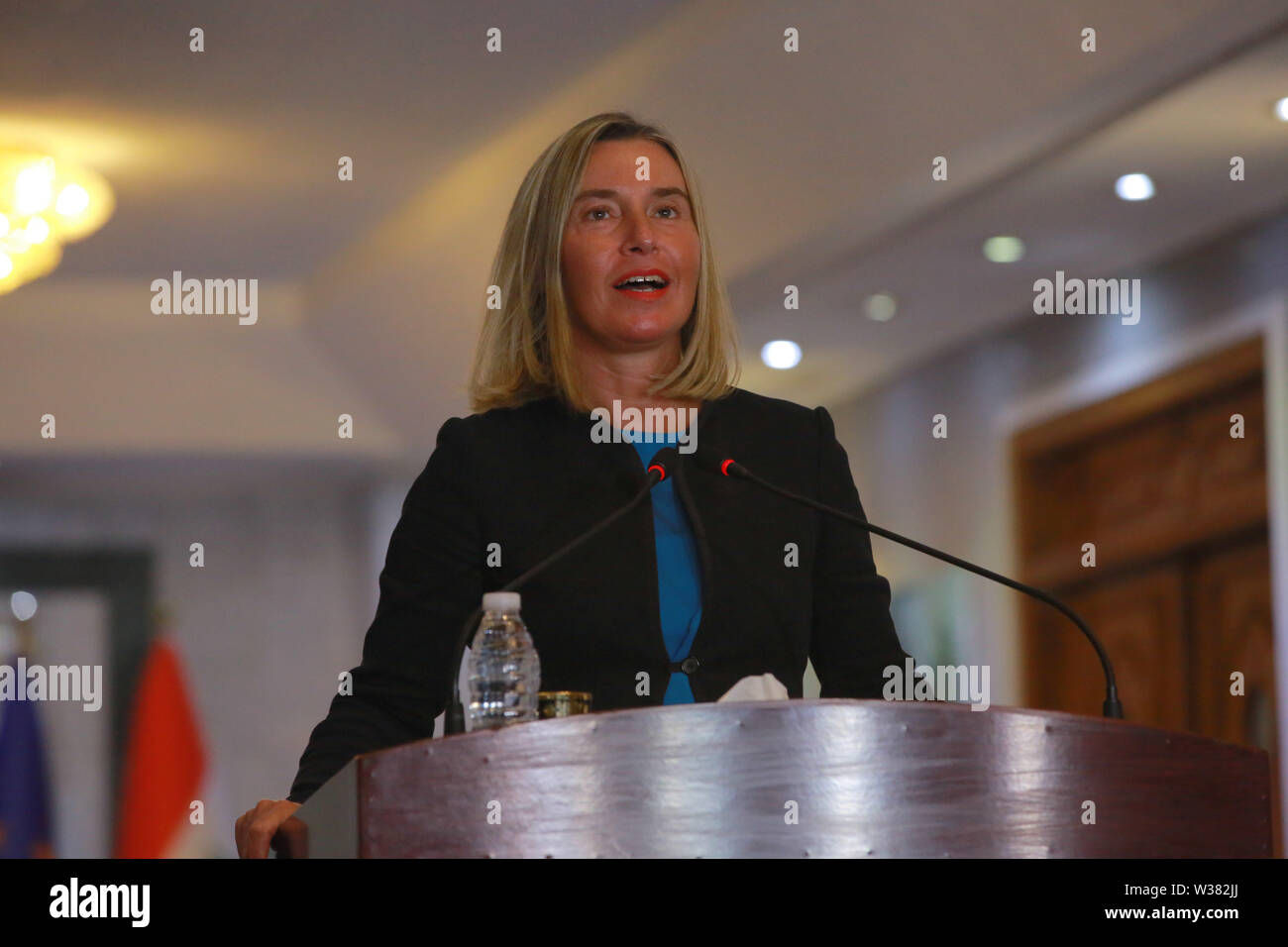 Bagdad, Iraq. Le 13 juillet, 2019. Responsable de la politique étrangère de l'Union européenne Federica Mogherini parle lors d'une conférence de presse avec le Ministre iraquien des affaires étrangères Mohamed Alhakim (pas sur la photo) après leur réunion. Ameer Al Mohammedaw : Crédit/dpa/Alamy Live News Banque D'Images