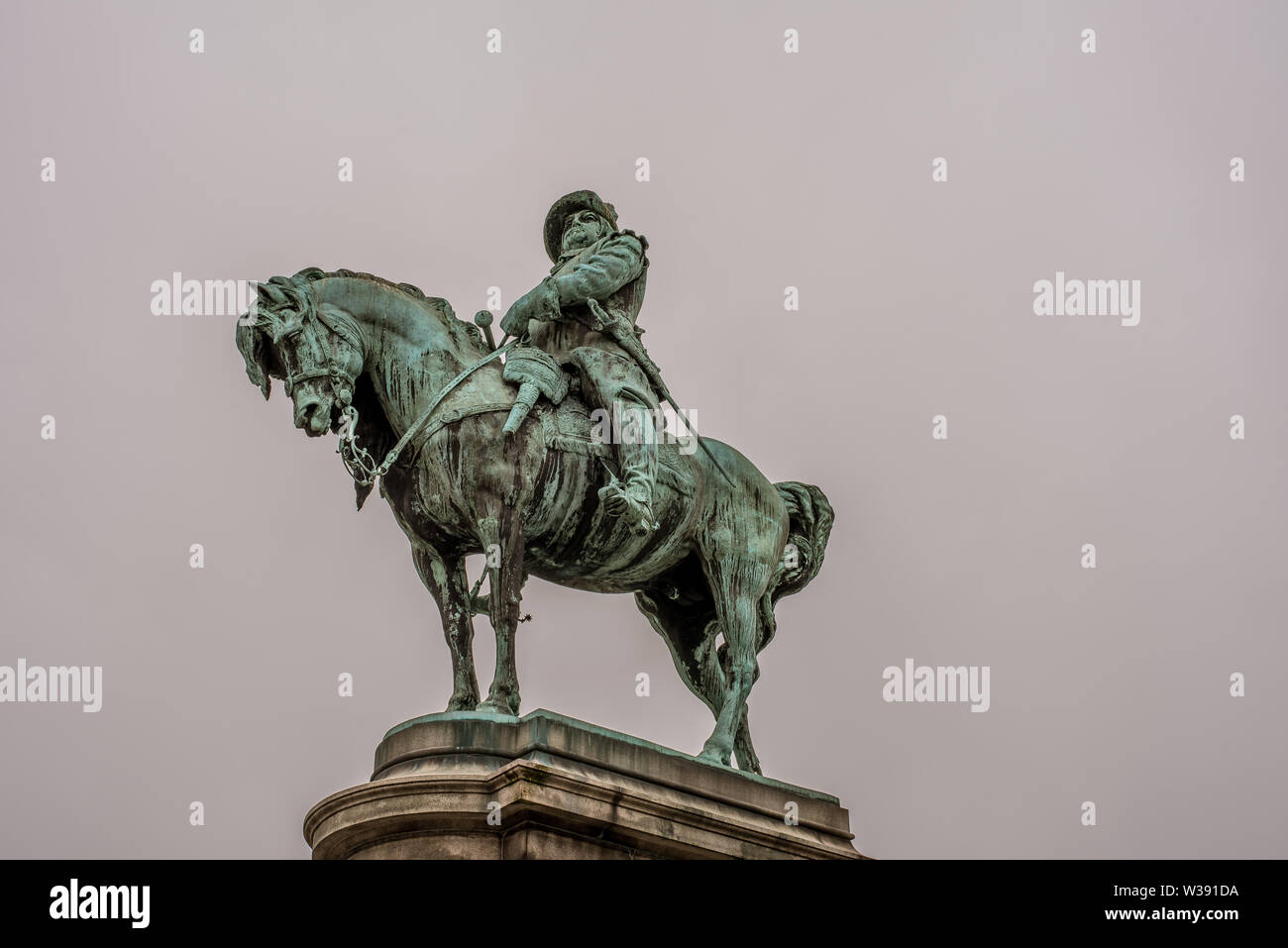 Ancienne Statue de le roi suédois Karl X Gustav dans Malmoe, Suède, le 22 mai, 2019 Banque D'Images