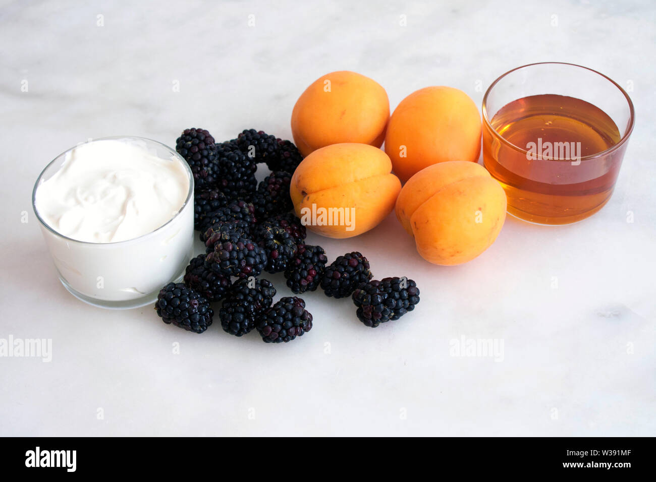 Abricots rôtis Ingrédients mûres avec Banque D'Images