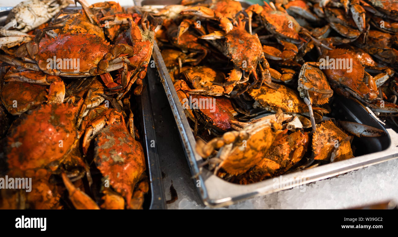 Les crabes frais de vente à la société Robert Wholey à Pittsburgh, Pennsylvanie, USA Banque D'Images
