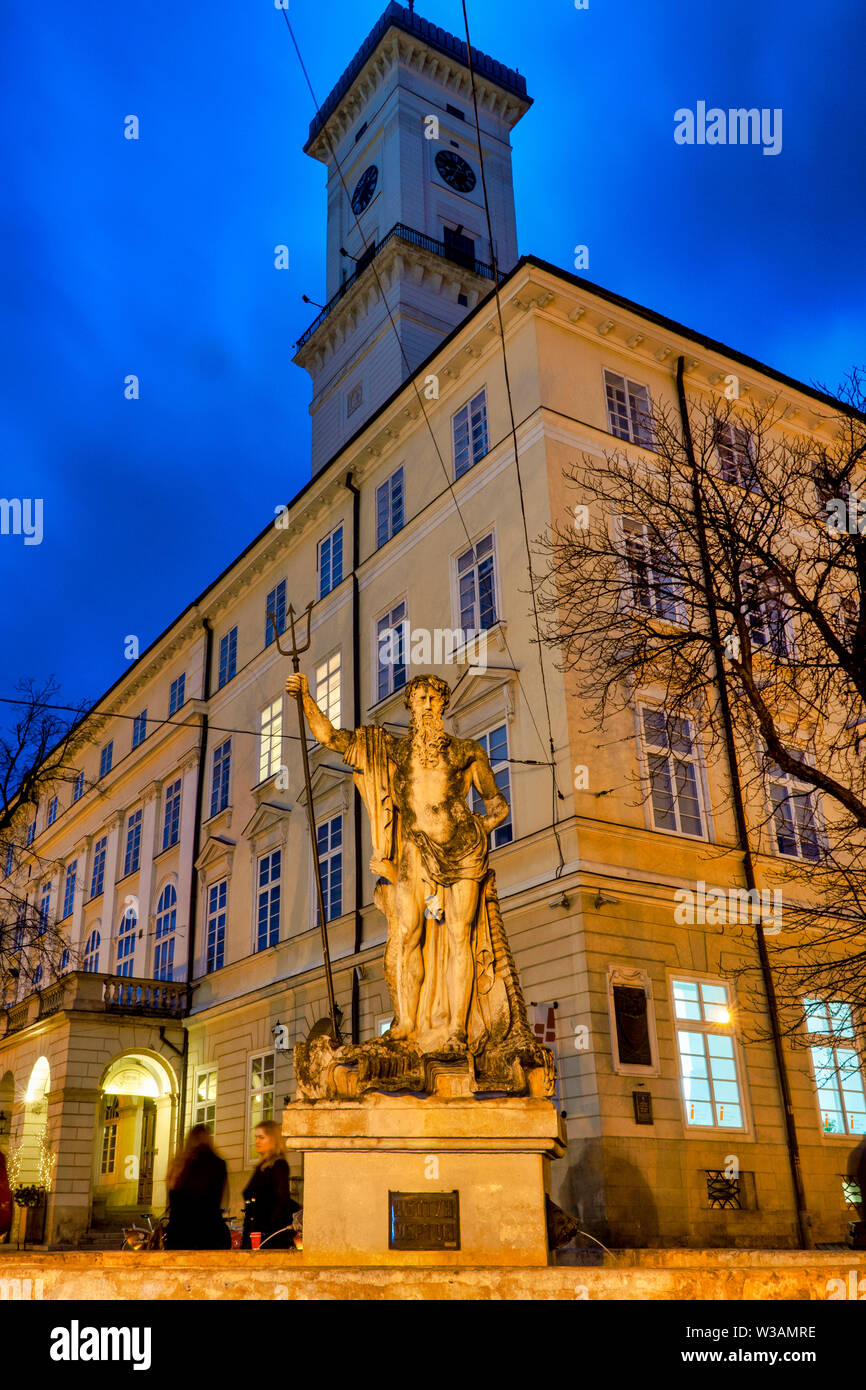La place Rynok, Lviv, Ukraine Banque D'Images
