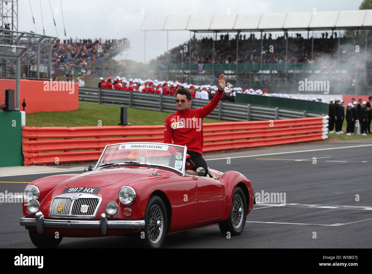 Silverstone, UK. 14 juillet, 2019. &# Xa9 ; Photo4/LaPresse14/07/2019 Silverstone, Angleterre Sport Grand Prix de Formule 1 en 2019 en Angleterre le pic : parade des pilotes, Charles Leclerc (MON) Scuderia Ferrari SF90 Crédit : LaPresse/Alamy Live News Banque D'Images