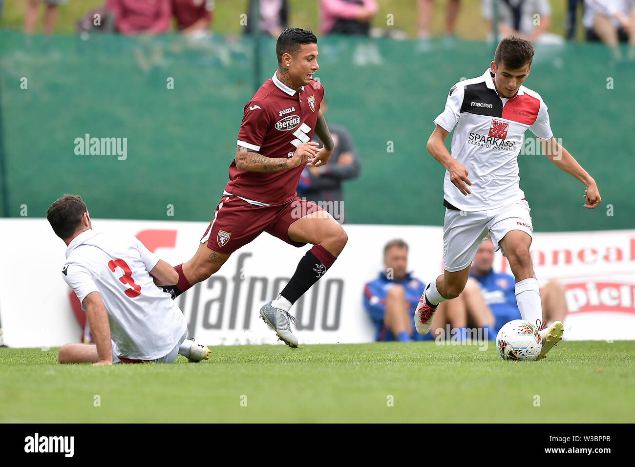 Foto LaPresse - Fabio Ferrari14 07 2019 Bormio ( Italia ) TORINO Torino FC Sport ESCLUSIVA - Fc Ritiro campionato pré-saison 2019-2020 - Torino Fc vs Merano - gara amichevole. Nella foto:Armando Izzo (Torino Fc) ; Photo LaPresse - Fabio Ferrari 14 juillet 2019 Bormio ( Italie ) Turin Turin EXCLUSIF Sport FC FC - l'avant-saison 2019-2020. Torino Fc vs Merano - match amical dans le pic:Armando Izzo (Torino Fc) ; Banque D'Images