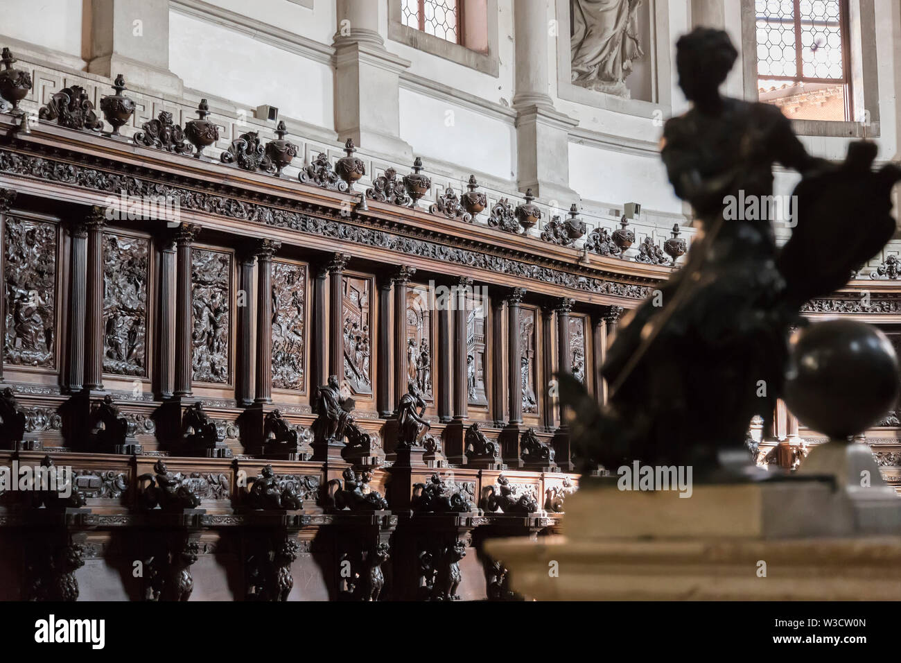 Décorations en bois dans l'église de San Giorgio Maggiore. Venise. Italie Banque D'Images
