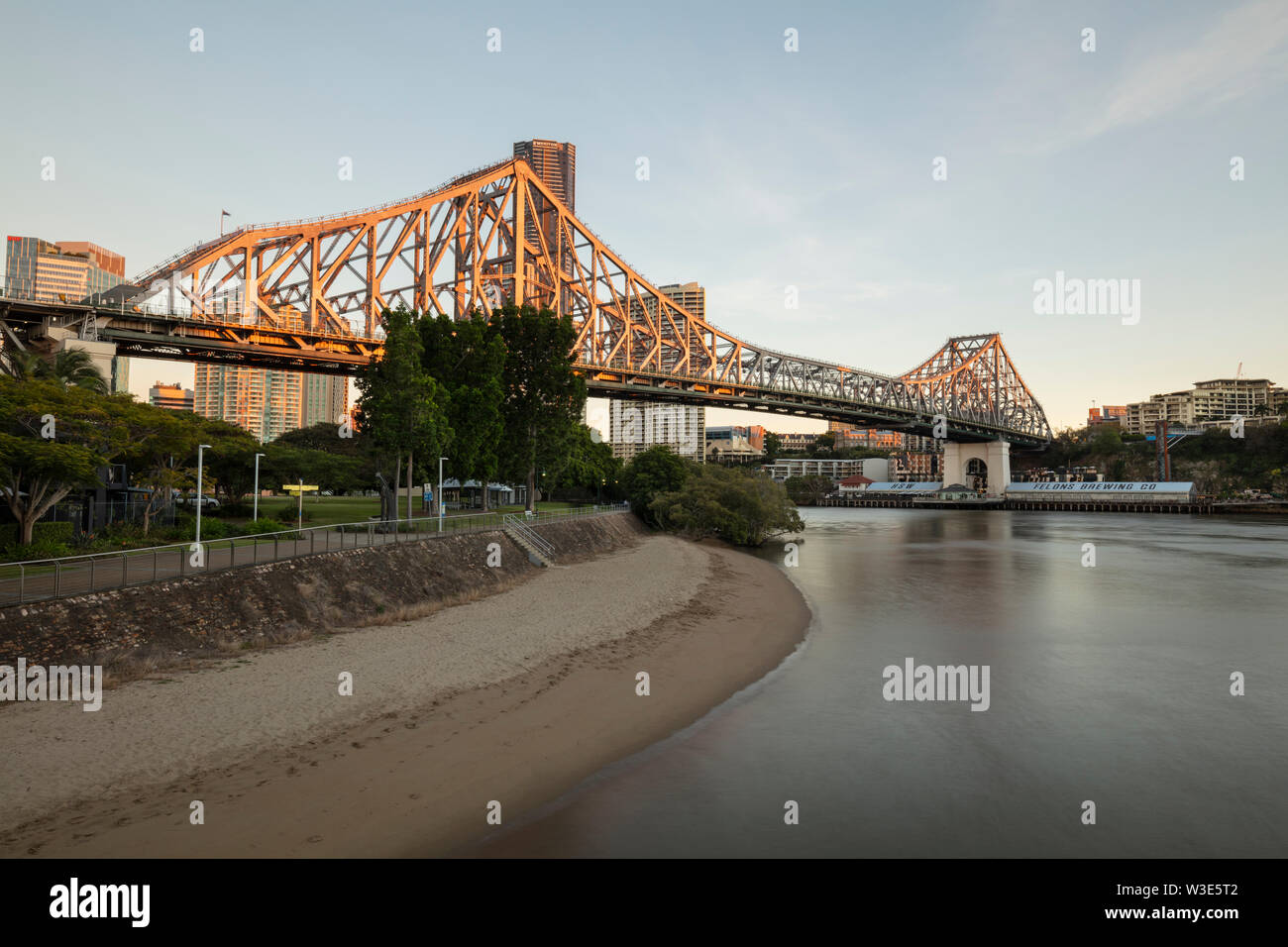 Une vue sur le pont Story Bridge dans la ville de Brisbane, Australie. Banque D'Images