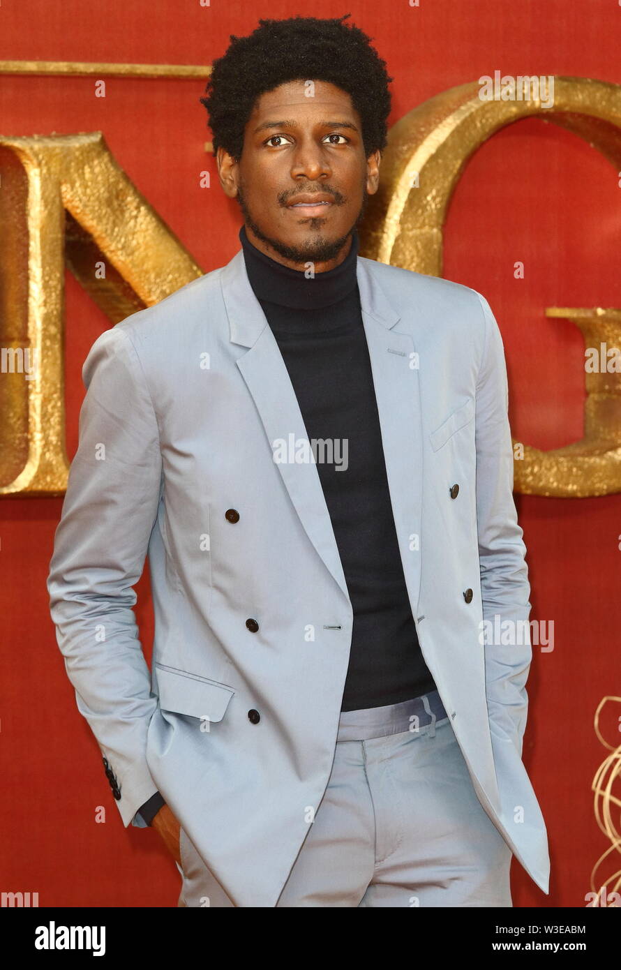 Glen Cook assiste à la première européenne du Disney's The Lion King à l'odéon cinéma Luxe, Leicester Square à Londres. Banque D'Images