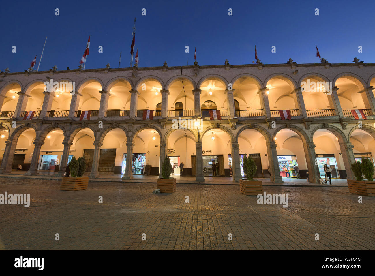 L'heure bleue à la Plaza de Armas, Arequipa, Pérou Banque D'Images