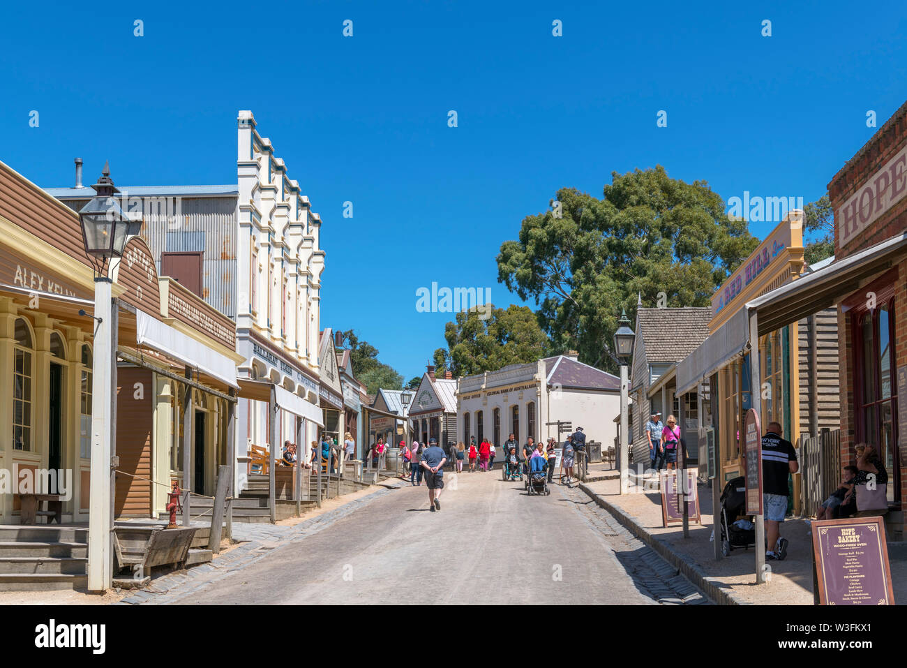 Rue principale de Sovereign Hill, un musée en plein air dans la vieille ville minière de Ballarat, Victoria, Australie Banque D'Images