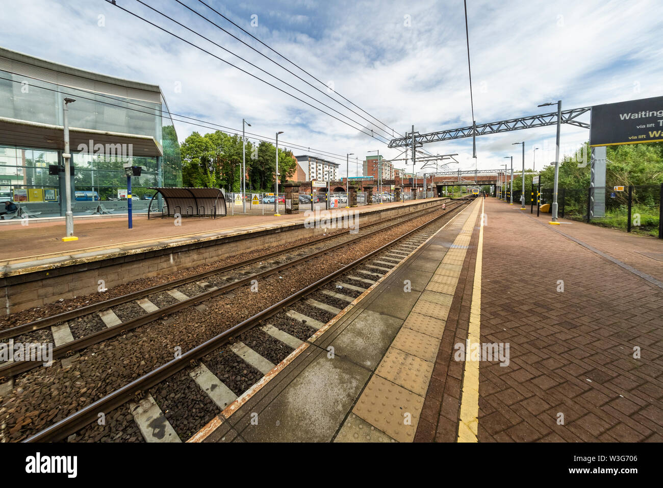 Métro Merseyrail est partiellement un réseau de trains de banlieue et de la société d'exploitation servant de Liverpool et de la région environnante de la ville de Liverpool Banque D'Images